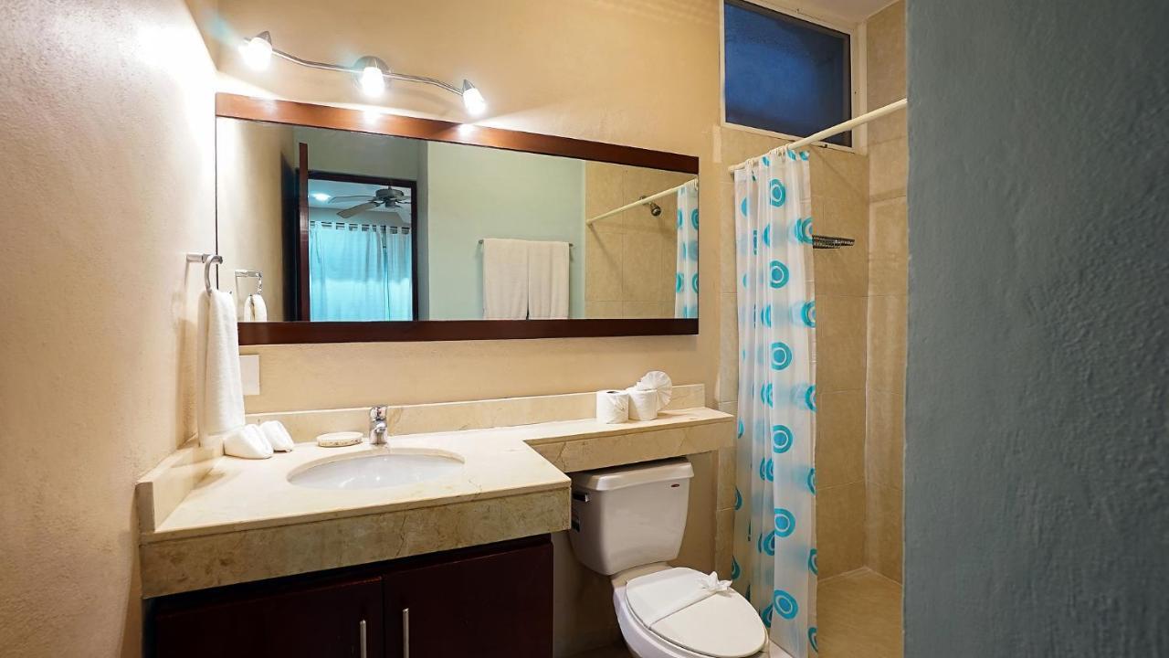 Meridian Downtown Apartments Playa del Carmen Exterior photo