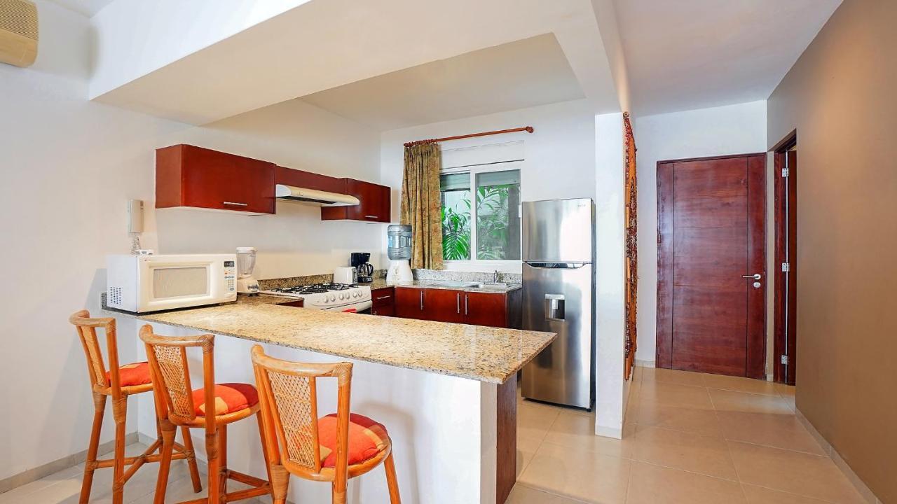 Meridian Downtown Apartments Playa del Carmen Exterior photo