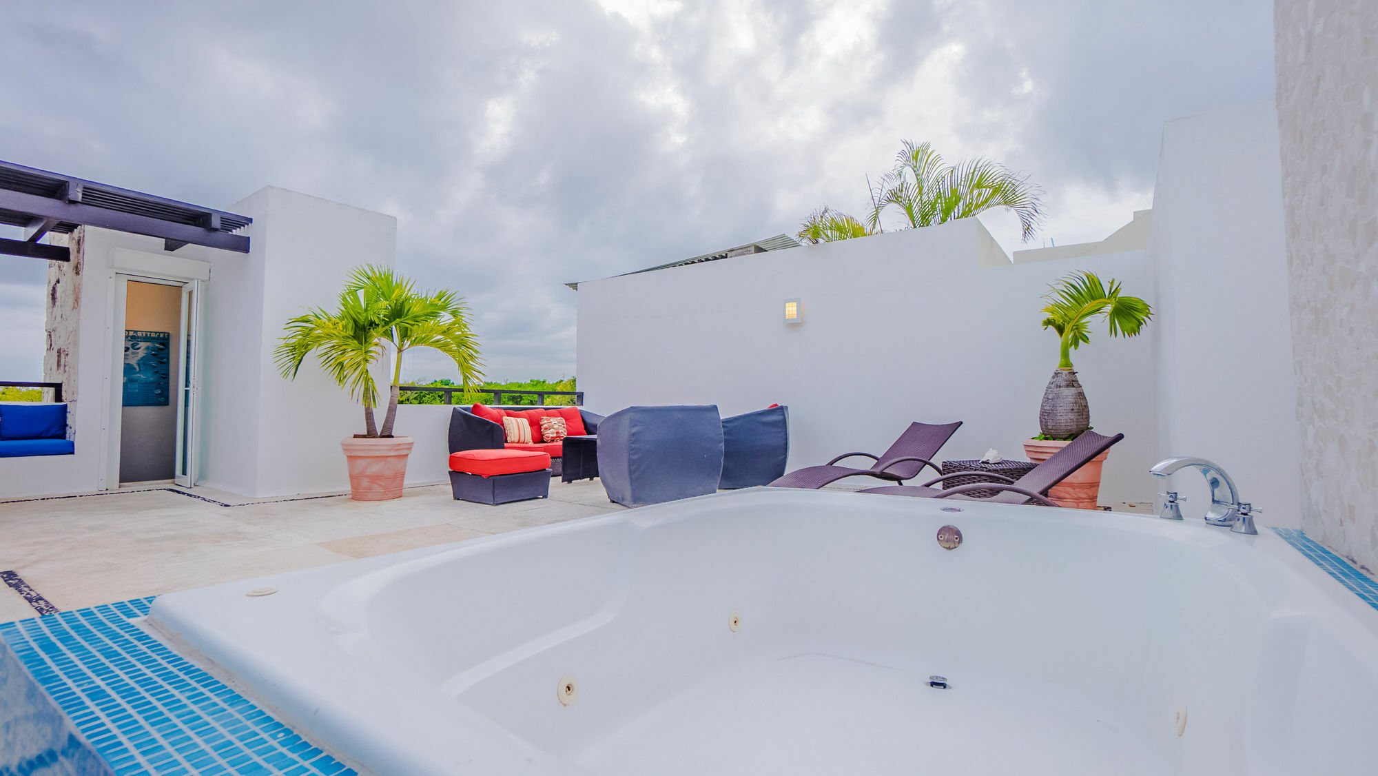 Meridian Downtown Apartments Playa del Carmen Exterior photo